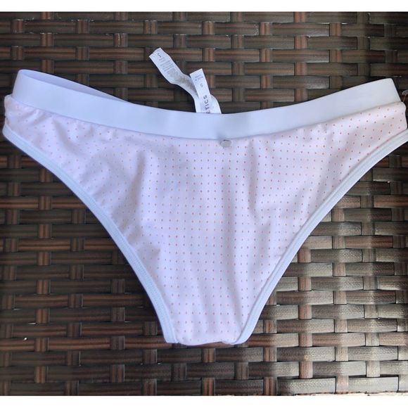 NWT Fabletics Bikini Bottom - Picture 5 of 6